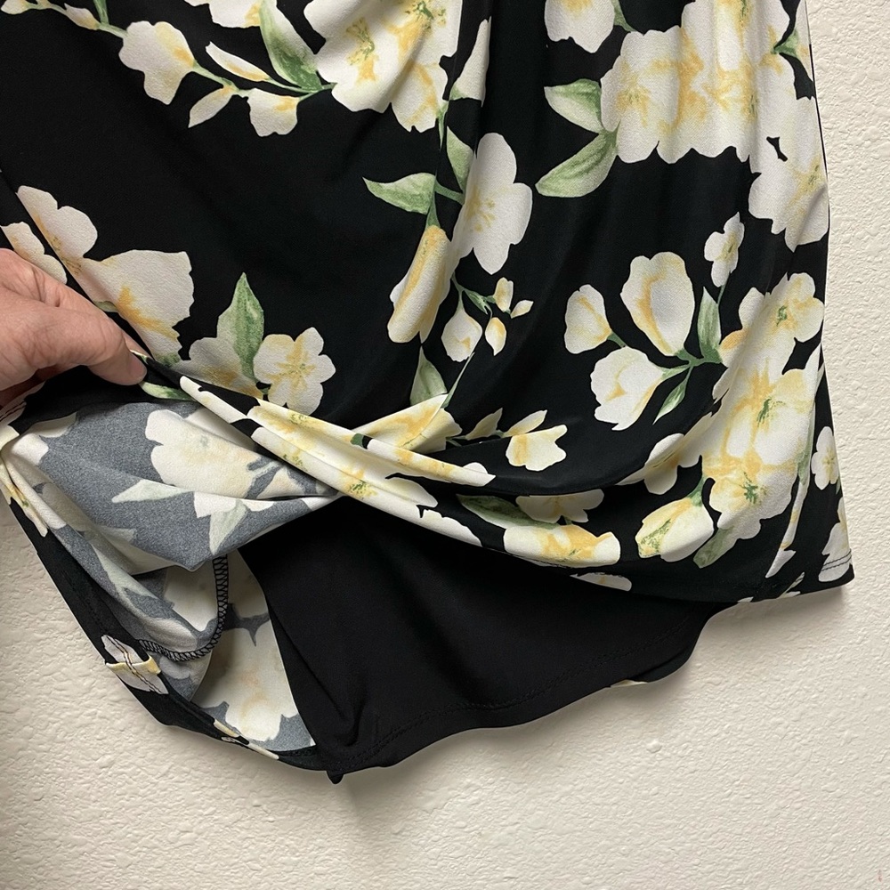 Lauren Ralph Lauren Floral Print Jersey midi dress long sleeve. - Picture 8 of 14